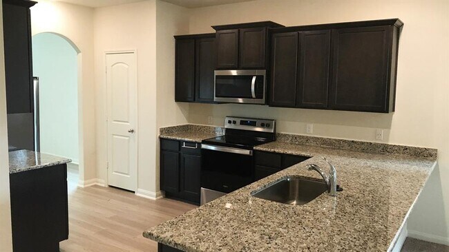 Building Photo - 20731 Solstice Point Dr