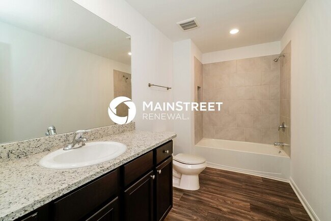 Building Photo - 4 Bedroom Pet-Friendly Home in New Braunfels, TX with Main Street Renewal