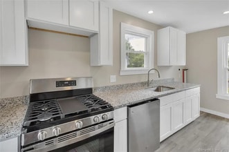 Building Photo - 53 Mill St