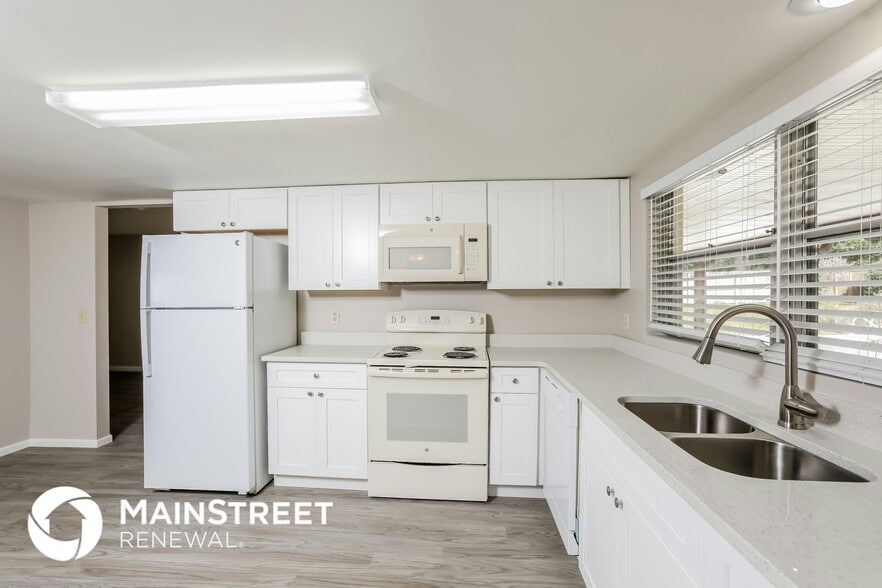 Building Photo - 126 Tarry Town Trl