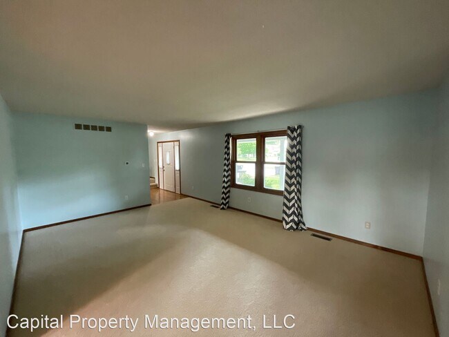 Building Photo - 4 br, 2.5 bath House - 4333 Live Oak Blvd