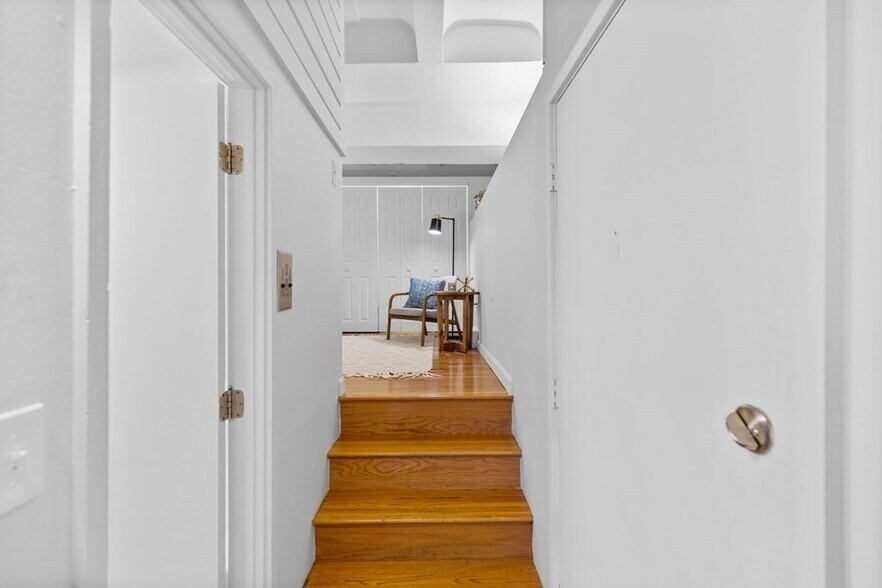 Building Photo - 12 Stoneholm St