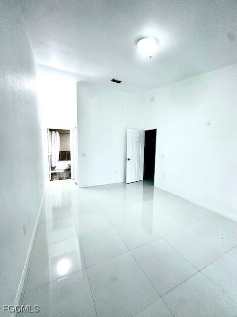 Building Photo - 12505 McGregor Blvd