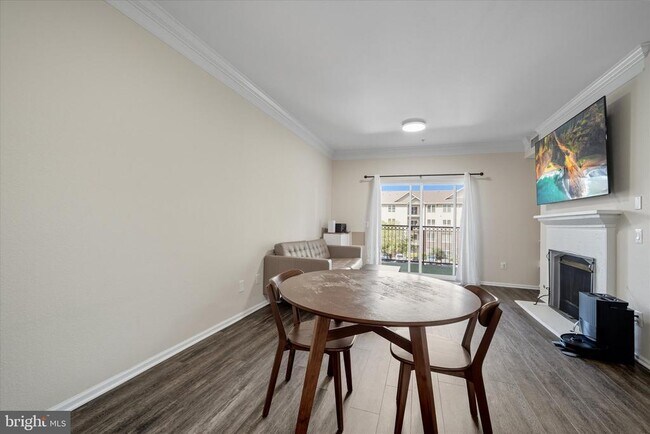 Building Photo - 1591 Spring Gate Dr.