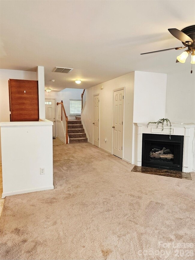 Building Photo - 10609 Fuller Ridge Cir