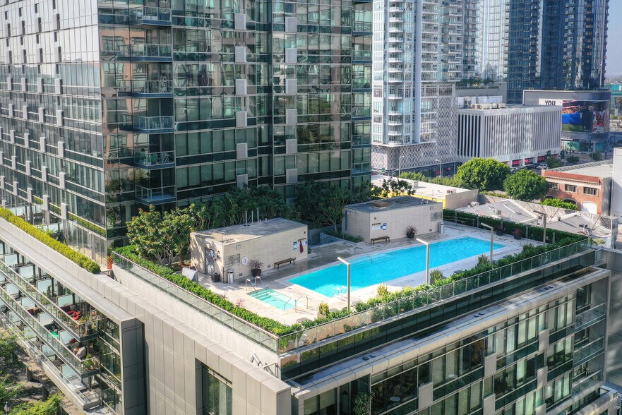 Building Photo - 1155 S Grand Ave