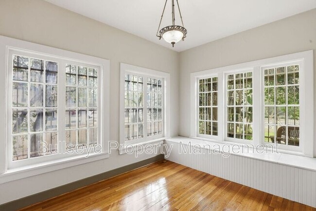 Building Photo - 718 W Roosevelt St