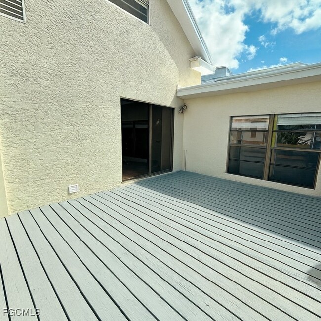 Building Photo - 12743 Brewster Dr