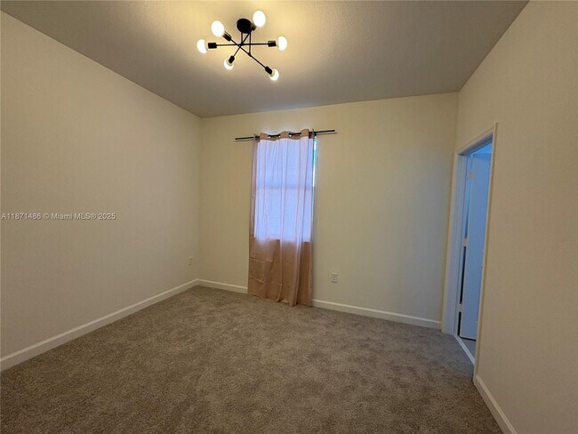 Building Photo - 27700 SW 156th Ave