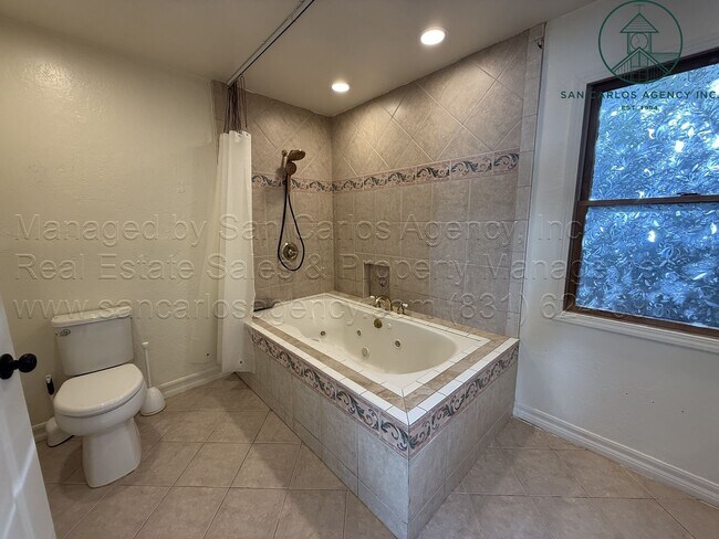 Building Photo - Spacious Three Bedroom Spanish Style Home in Upper Pebble Beach