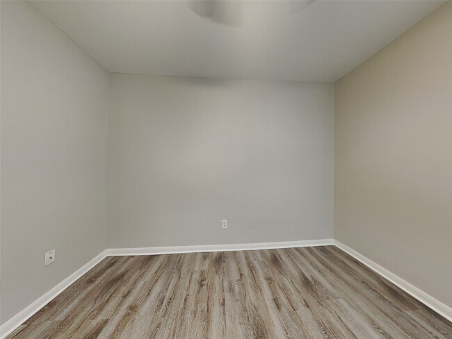 Building Photo - 18019 Kinsale Valley Ln