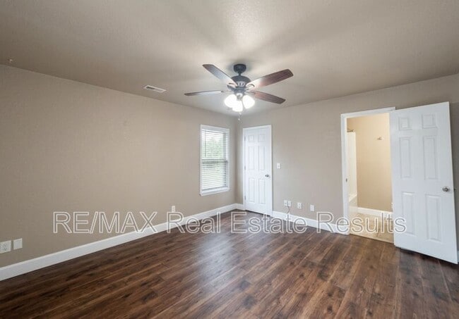 Building Photo - 1521 N Dawn Dr