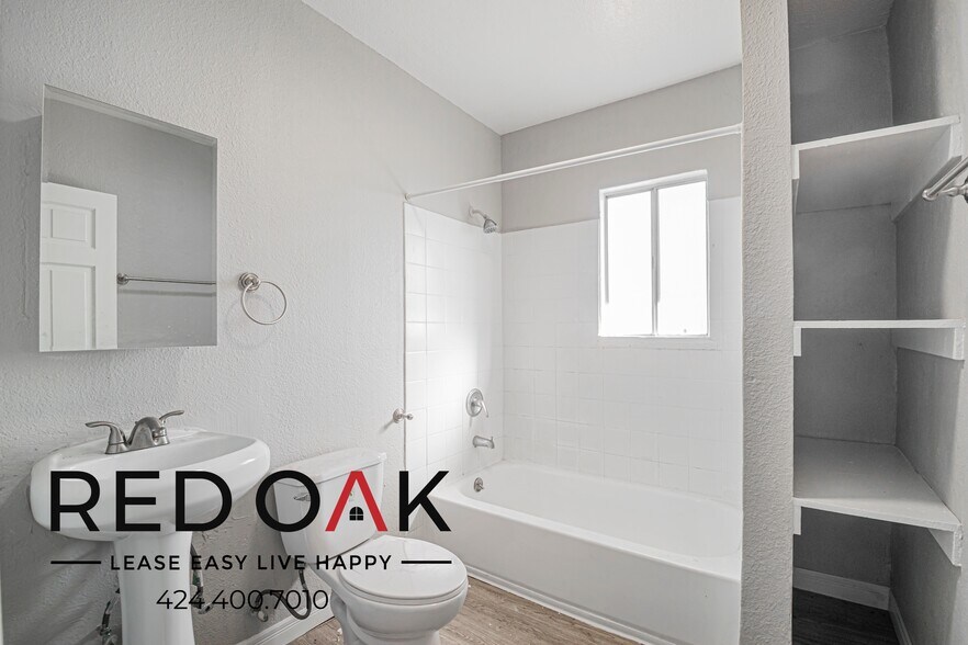 Building Photo - 227 E 52nd St