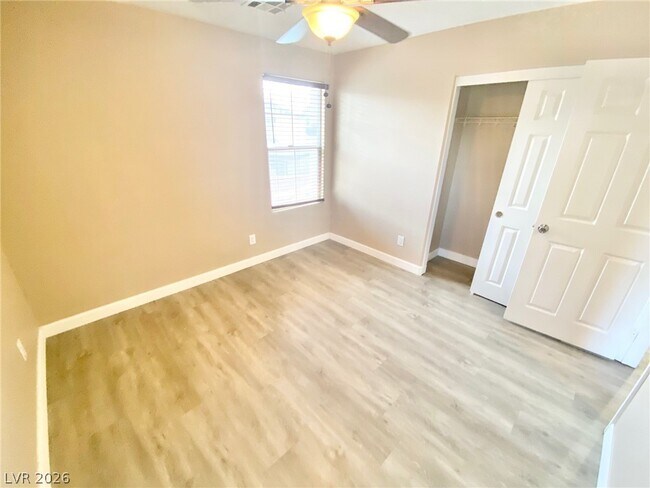 Building Photo - 1060 Paradise Coach Dr