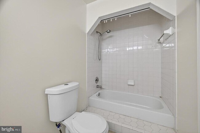 Building Photo - 14917 Brownstone Dr