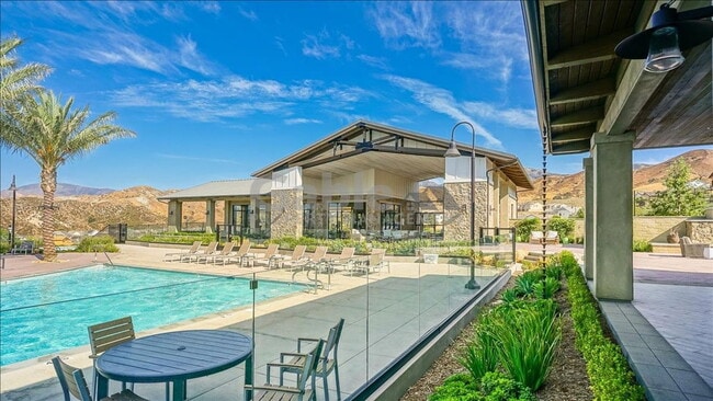 Building Photo - 17952 Spire Ct