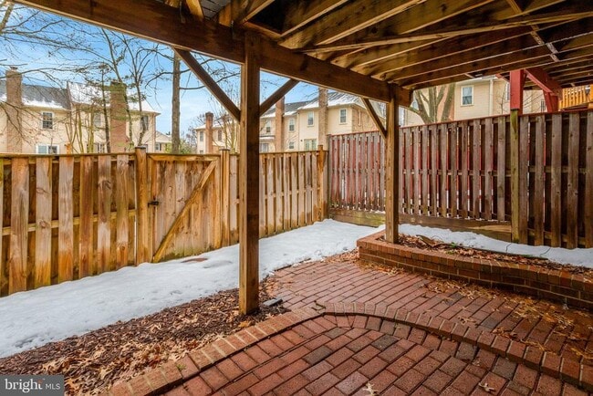 Building Photo - 7413 Salford Ct