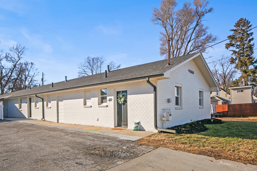 Exterior - 425 W Lincoln St