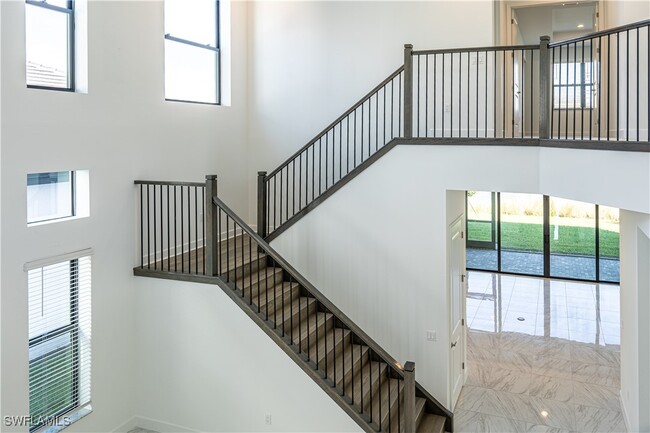Building Photo - 12813 Hawkins Dr