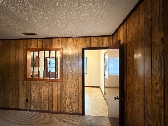 Building Photo - 3 Bedroom 2 Bath home in Valdosta