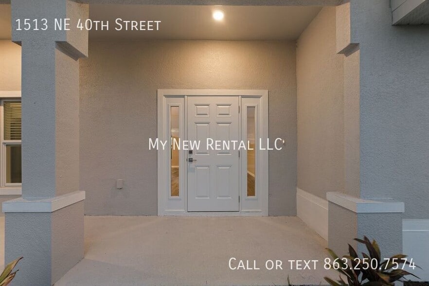 Building Photo - 1513 NE 40th St