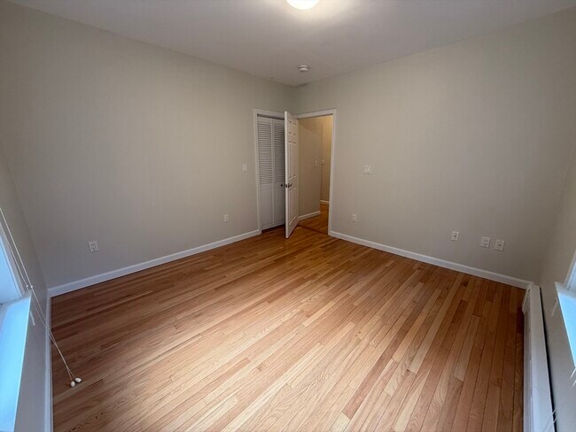 Building Photo - 3 Cedar Hill Terrace