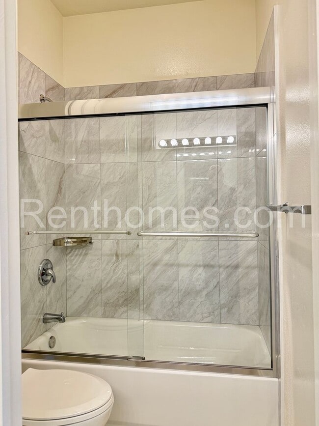 Building Photo - Sabre Springs, 12640 Springbrook Drive #B, Ideal location