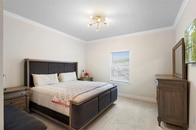 Building Photo - 8000 Leaf Grv Cir