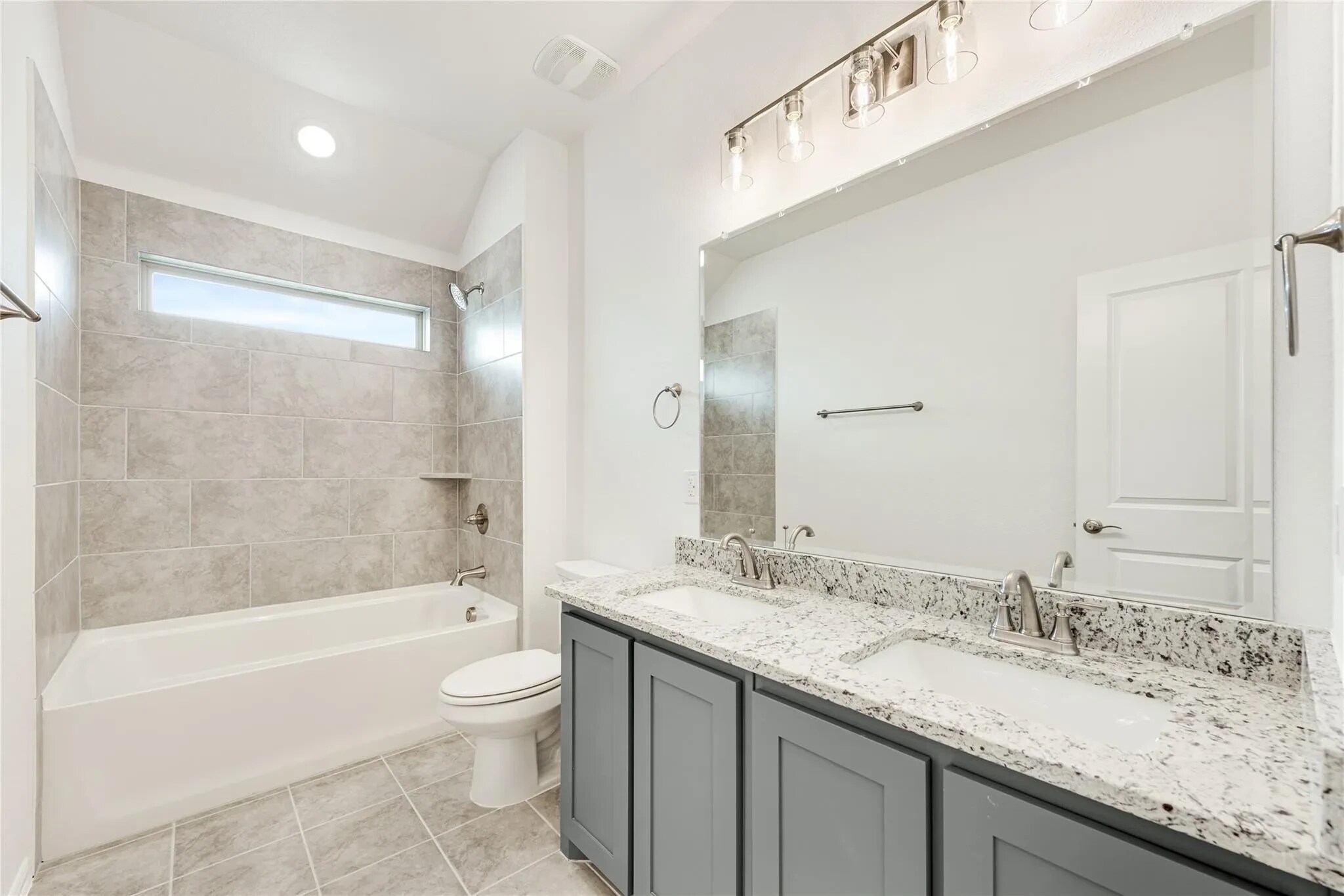 Building Photo - 2904 Emerald Trace Dr