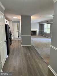 Building Photo - 9708 Lake Point Ct