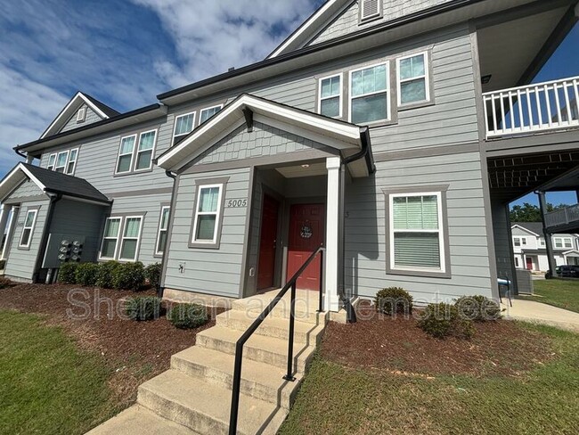 Building Photo - 5005 Mimosa Dr