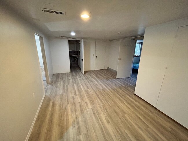 Building Photo - 1407 X Ave