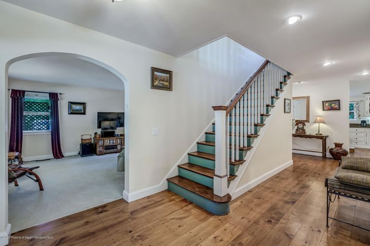 Building Photo - 1359 Wald Dr