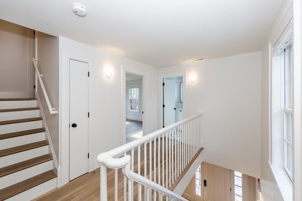 Building Photo - 229 Concord Ave