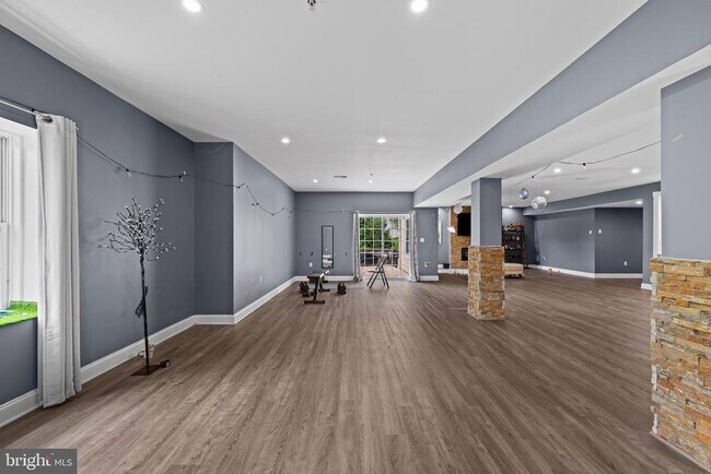 Building Photo - 5066 Winesap Way