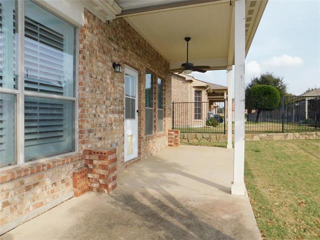 Building Photo - 3904 Stone Oak Blvd