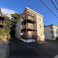 Building Photo - 77 Oak St
