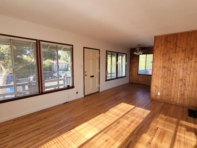Living Room & Dining Area - 10740 Galvin St