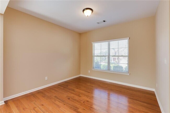 Building Photo - 7245 Rocking Horse Ln