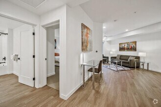 Building Photo - 375 Camino De La Reina
