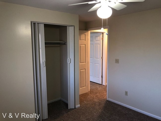 Building Photo - 2 br, 1 bath House - 216 Norwood Ave