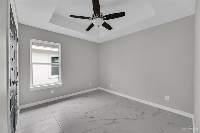 Building Photo - 329 E Trenton Rd