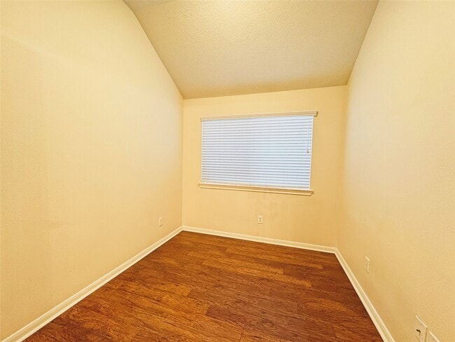 Building Photo - 13306 Southpoint Ln