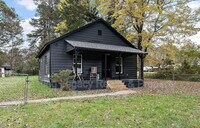 Building Photo - 617 Orange Heights Loop Rd