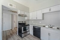 Building Photo - 2814 E Marconi Ave