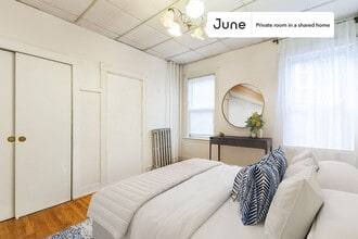 Building Photo - Room in Shared 5 bed/1 bath home