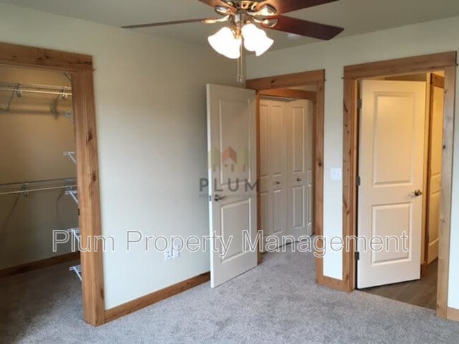 Building Photo - 2326 Aspen Grv Lp