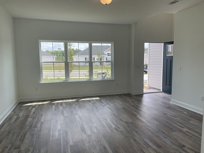 Building Photo - 343 Abode Ave