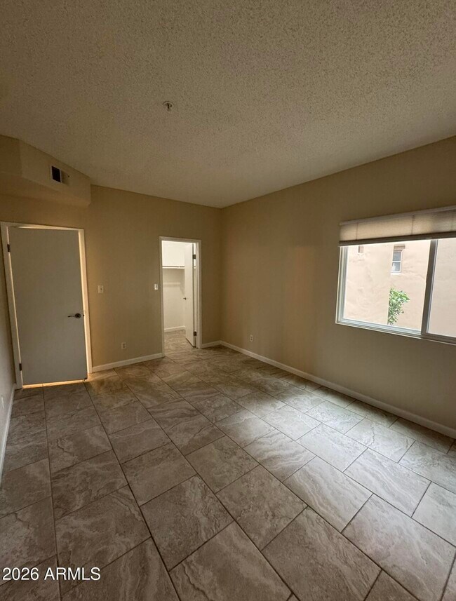 Building Photo - 11333 N 92nd St