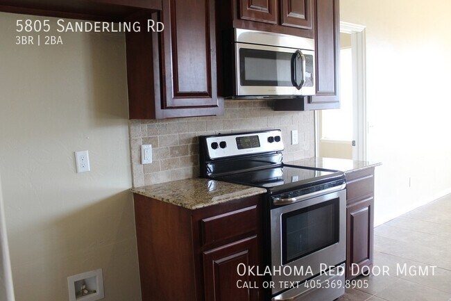 Building Photo - 5805 Sanderling Rd